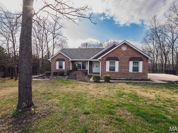 12401 Fieldstone Dr, Festus, MO 63028