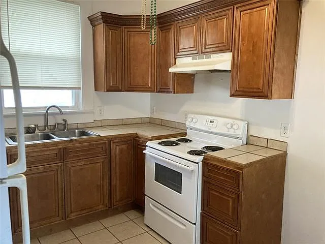 2021 Music St — Photo 9