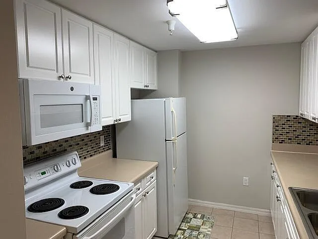 255 Evernia St #1406 — Photo 16