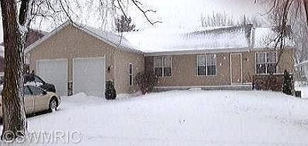 1st image of 790 56th St SE