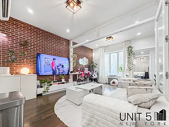 17 Judge Street, #1A