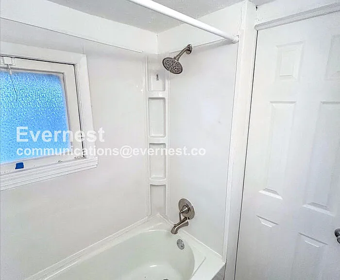 1079 E 68th St #2 — Photo 5