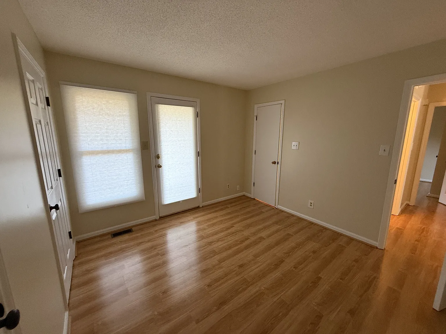 146 Hanks Street - 1 — Photo 2