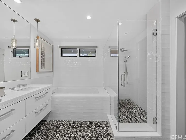 3500 Surfview Ln — Photo 24