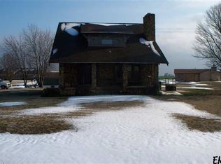 221 W Dogwood Dr, Pond Creek, OK 73766