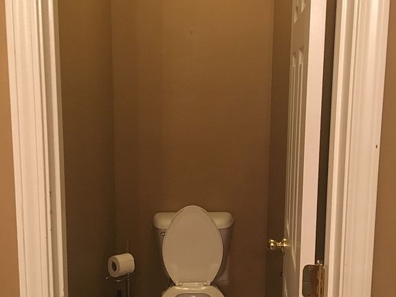 4th image of 8505 Julia Marie Cir