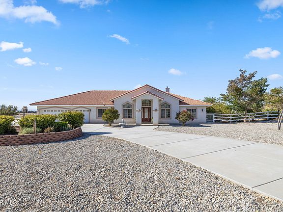 2nd image of 17173 Fort Tejon Rd