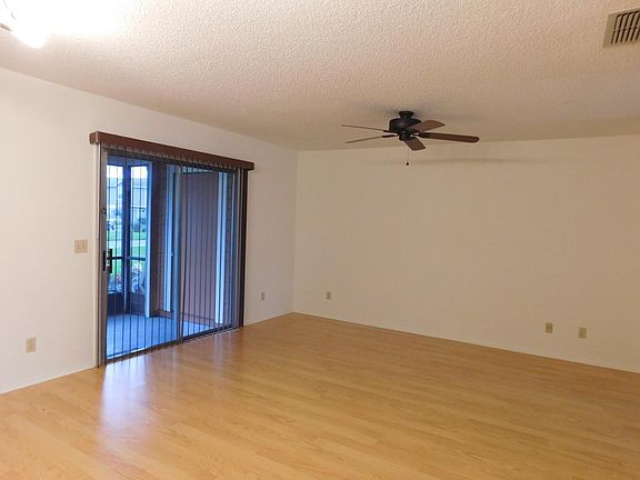 Living room with ceiling fan