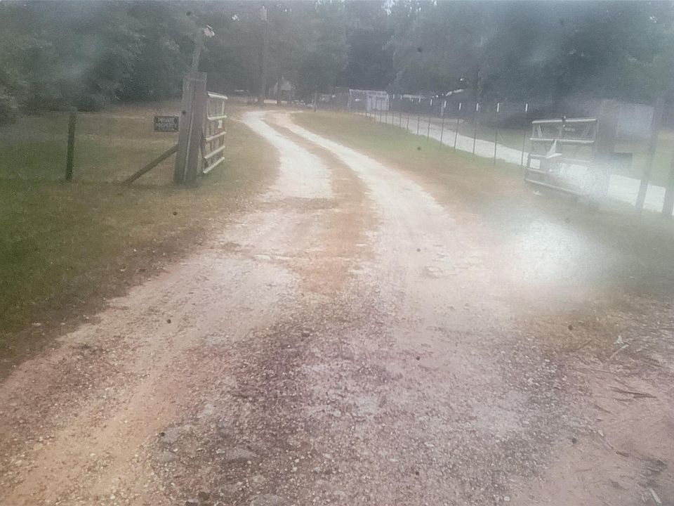 2nd image of 12876 Goodman Rd