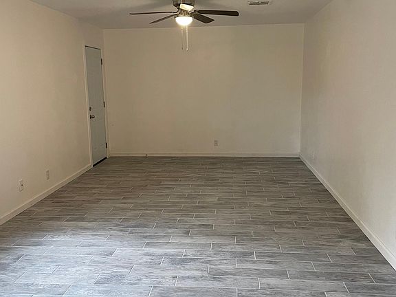 3rd image of 2200 Park Ave