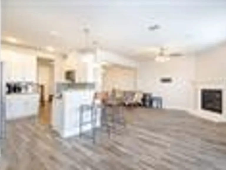 3009 Galveston St — Photo 24