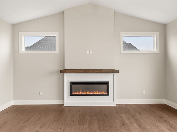 4th image of 1112 Mulberry Dr NW