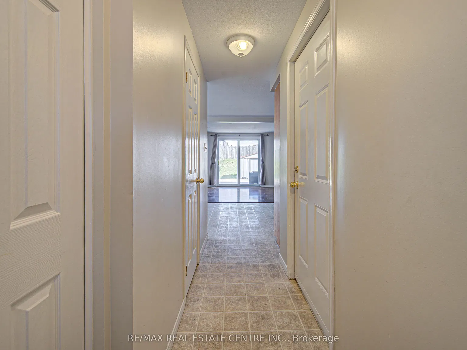 3 bed, $2,450 — Photo 4