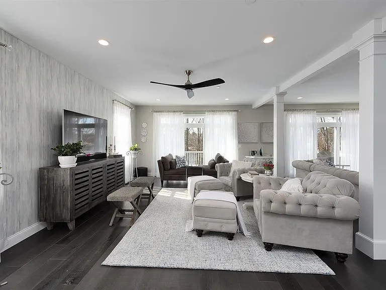 1163 Sagamore Ave #70 — Photo 3