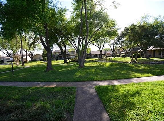 4th image of 10349 Huntington Place Dr