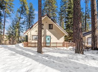 76 Rainbow Rdg, Garden Valley, ID 83622