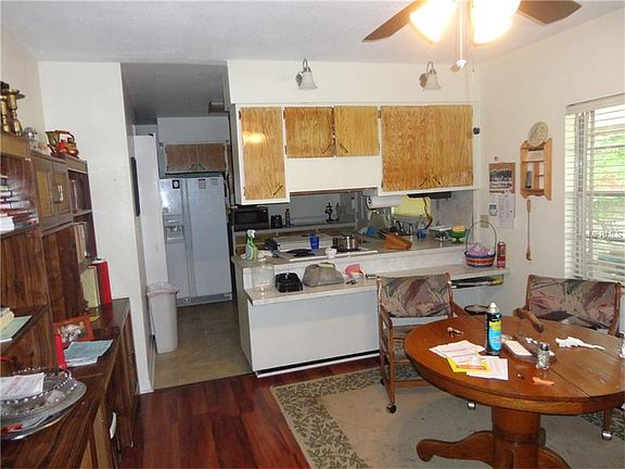 5th image of 755 S Floral Ave