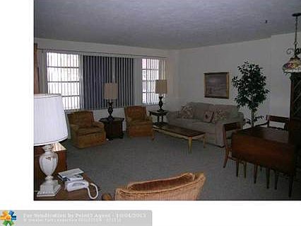 4th image of 3333 NE 34th St APT 1218