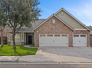 7287 W San Bruno Ave, Fresno, CA