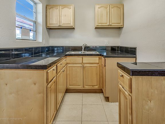 5th image of 2781 NW 13th Ct