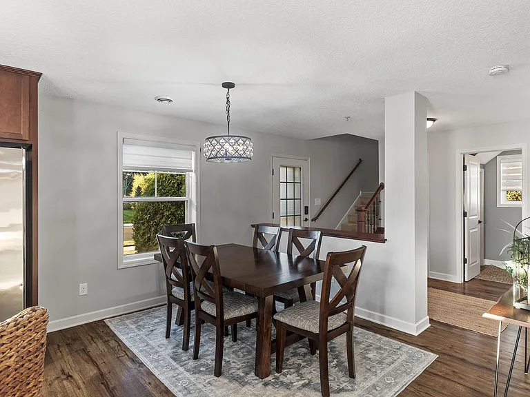 3403 Chestnut Ln — Photo 9