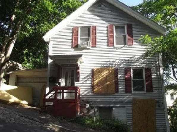 5 Jay St, Fitchburg, MA 01420