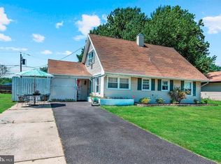 55 Brierdale Ln, Willingboro, NJ 08046