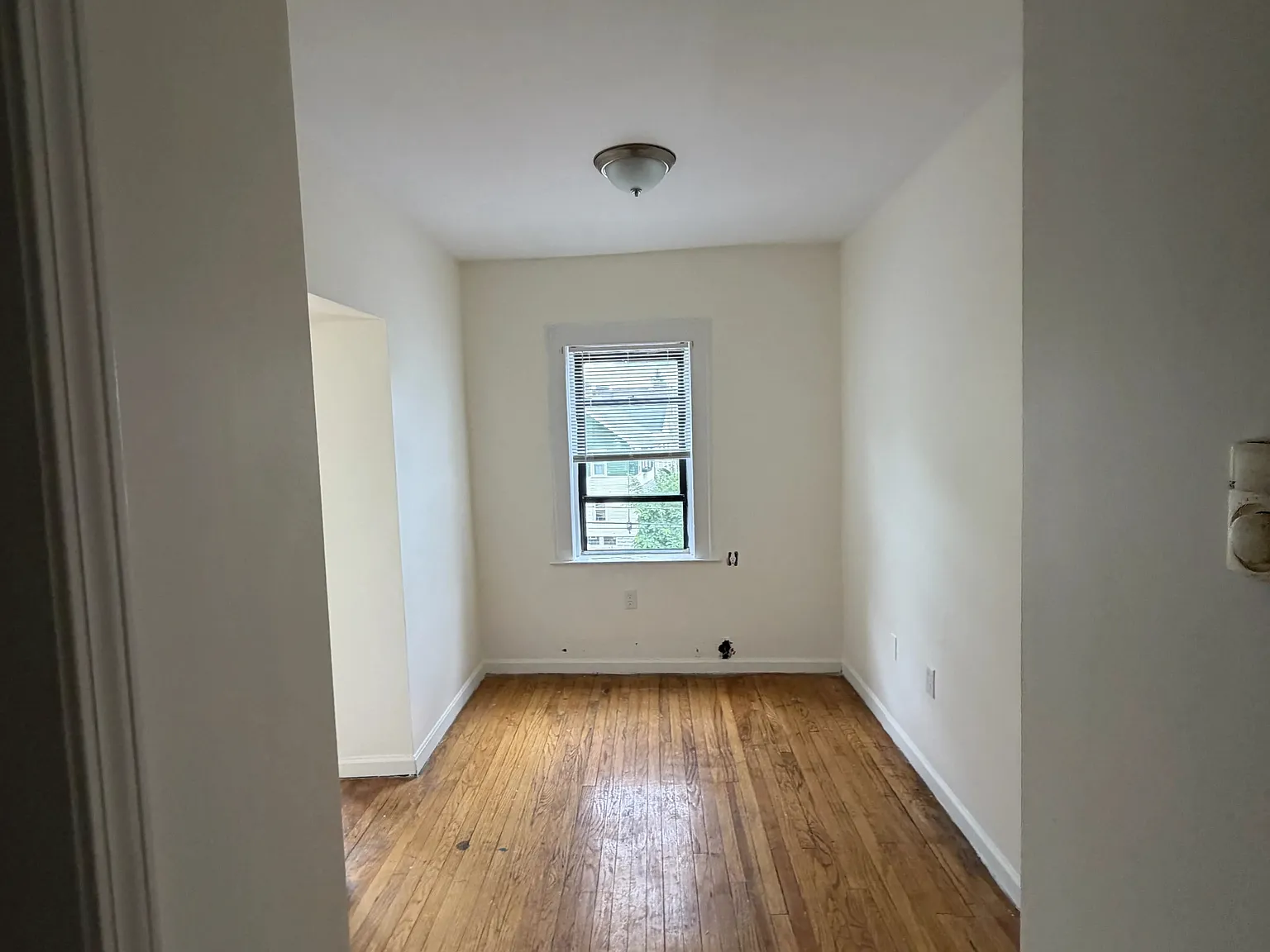 2859 South Salina Street - 9 — Photo 2