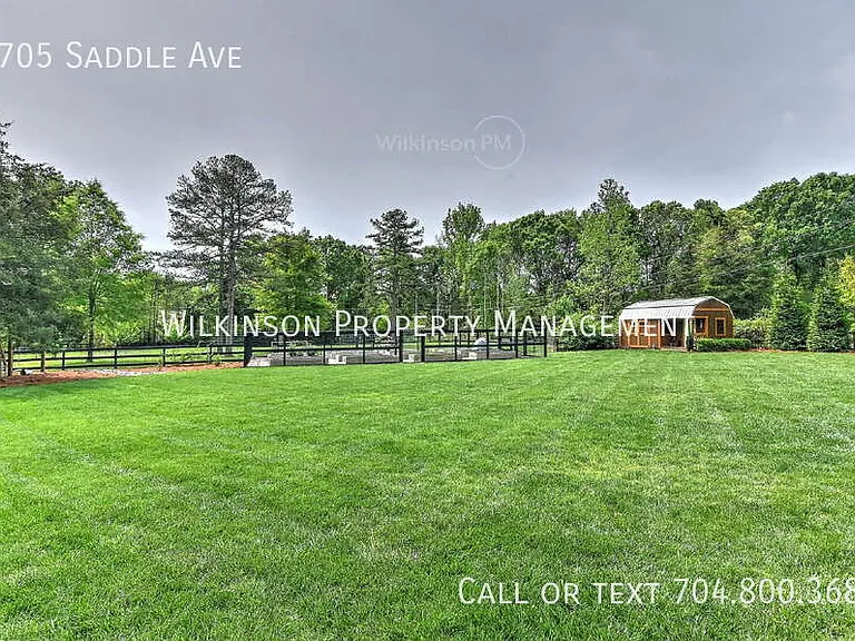 9705 Saddle Ave — Photo 98