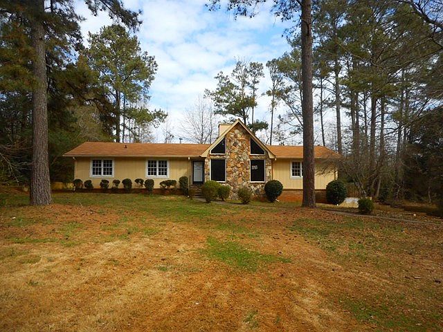 1st image of 2502 Highland Dr SE