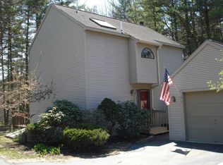 4 Grouse Ln, Merrimack, NH 03054