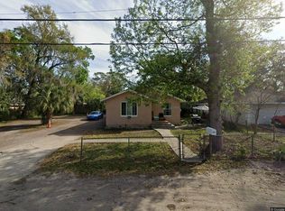 826 Derbyshire Rd, Daytona Beach, FL 32117