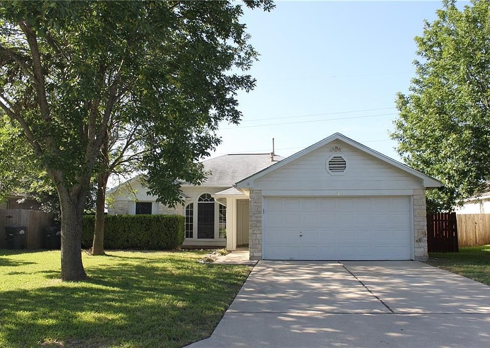 1st image of 1704 Southcreek Dr