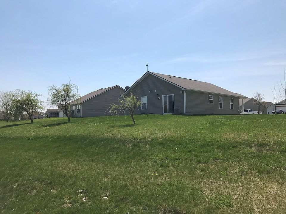 2nd image of 5561 Wild Horse Dr