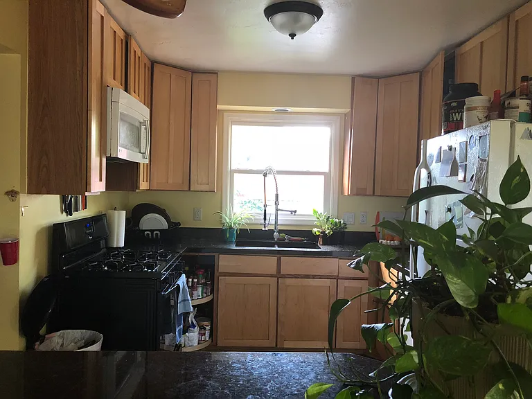 2481 E 2100 S — Photo 9