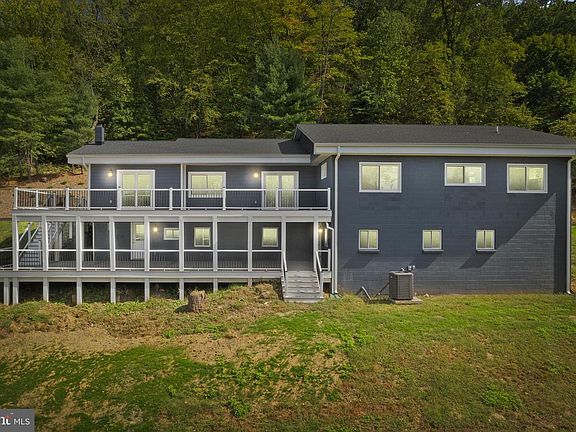 2nd image of 4117 Crow Rock Rd