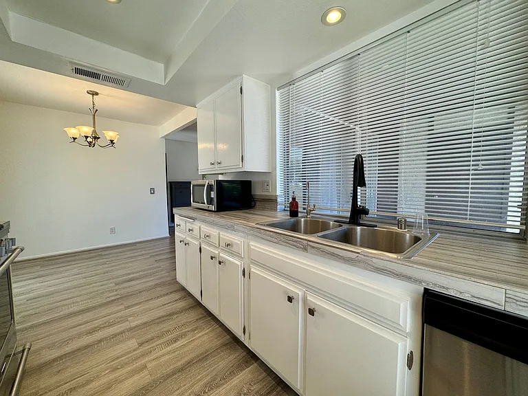 6878 Navajo Rd #25 — Photo 6