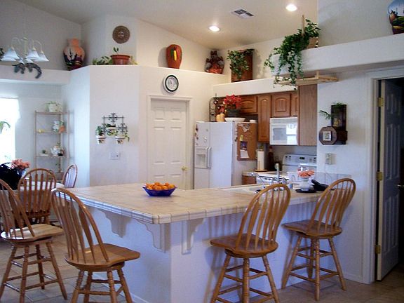 Large Tiled Eating Bar