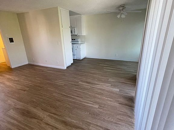2nd image of 1935 Oliver Ave APT 3