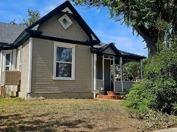 121 1st St, Manzanola, CO 81058