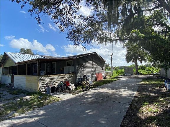 2nd image of 11114 Inglewood Dr