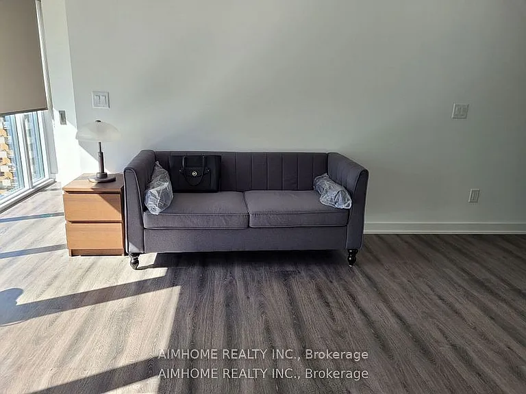 65 Mutual St #1405 — Photo 7