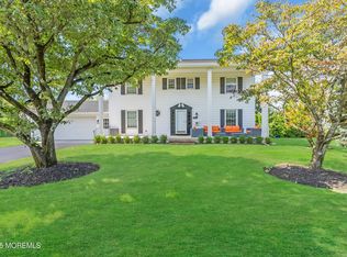 11 Pinewood Ave, West Long Branch, NJ 07764