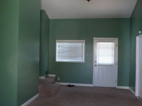 3rd image of 743 Tressy Ave