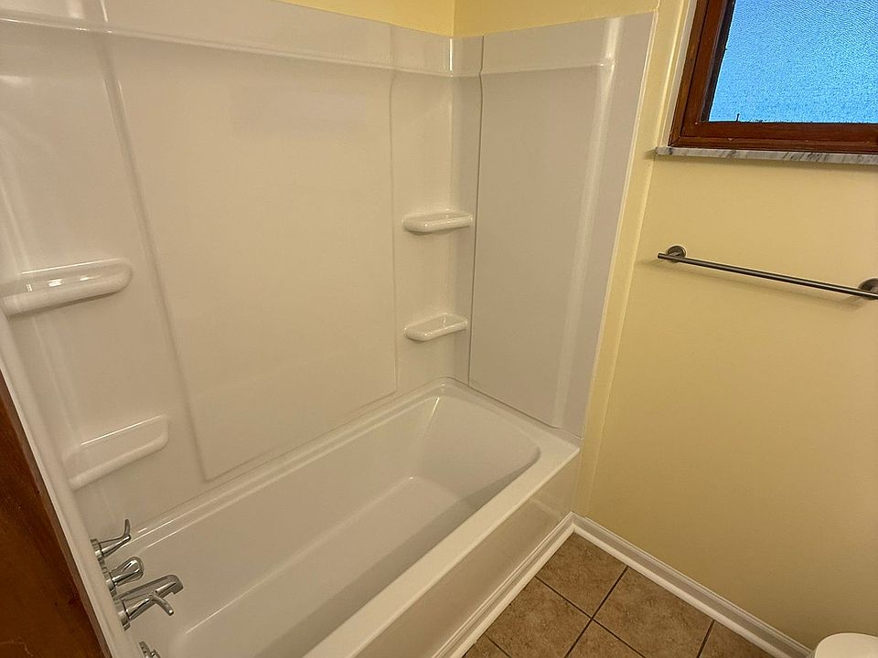 1st image of 112-114 Pauline Pl
