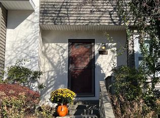 3702 Davis Ct, Chester Springs, PA 19425