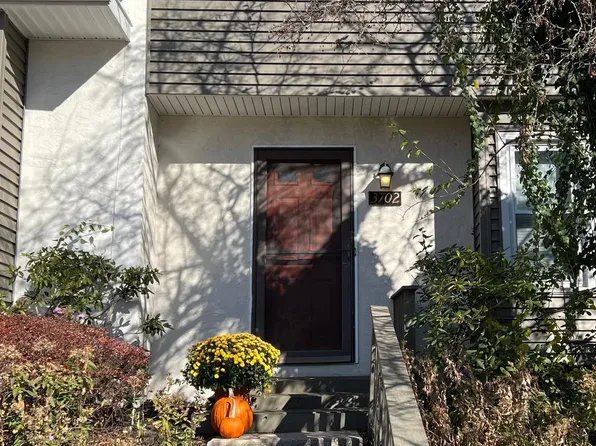 3702 Davis Ct, Chester Springs, PA 19425