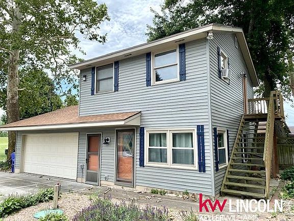 3rd image of 2372 E Lake Dr