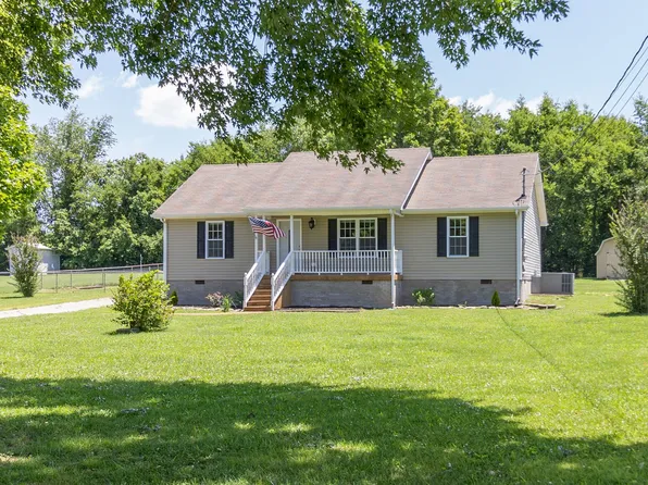 3848 Hearthstone Dr, Chapel Hill, TN 37034