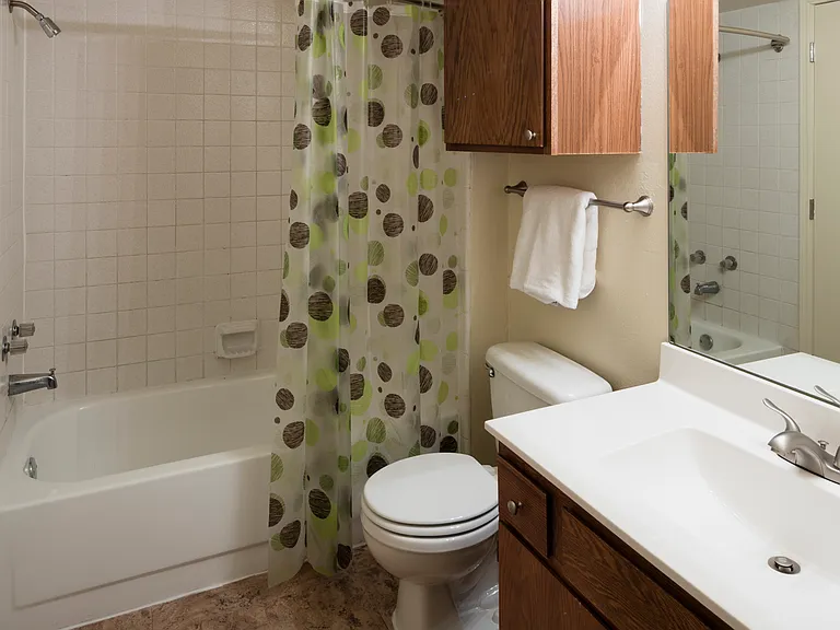 Pepper Tree Condominiums — Photo 16